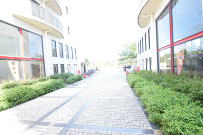 【その他共用部分】 | 藤和箕面ホームズA棟 | 共有部分も清潔で落ち着いた印象です。