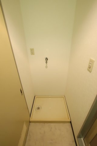 【設備】 | フラワーマンション | 室内洗濯機置場