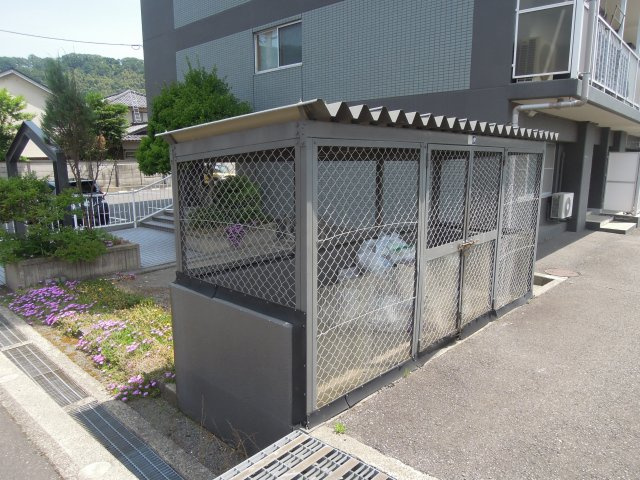 セシーズ福井越前花堂のその他共用部分|24時間ゴミ出し可能です