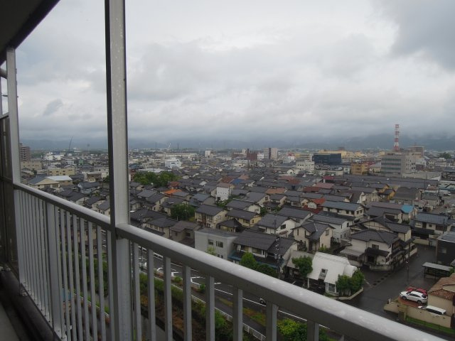 セシーズ福井越前花堂の展望