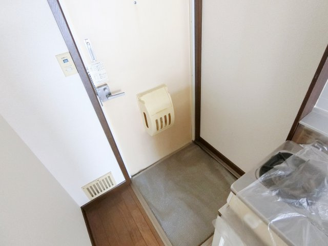 Kハイツ（鹿手袋）の玄関