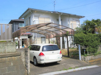 【外観】 | 君津駅徒歩10分圏内の立地。古屋付き土地販売となります。地勢も良く建築プランが入りやすい土地です。