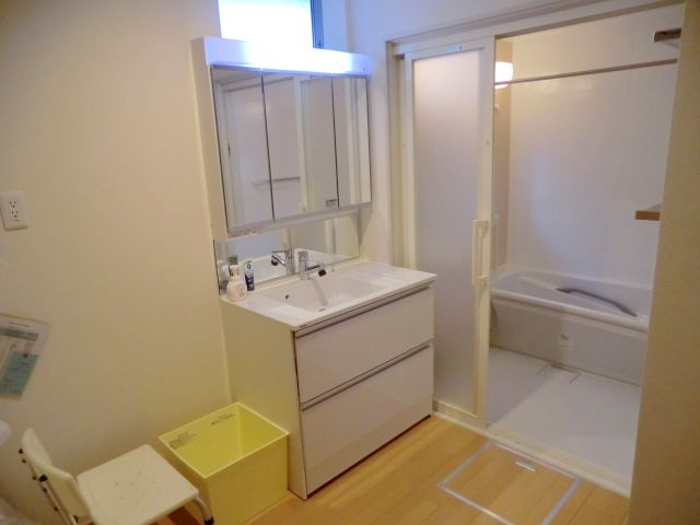 Ｍ’Ｓ　Ｈａｕｓの独立洗面台