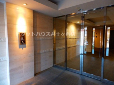 【エントランス】 | レイリス横浜井土ヶ谷エーゼット