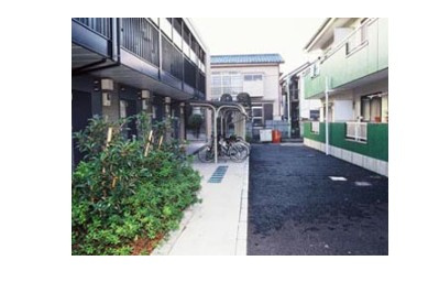 【駐車場】 | ミレニアム | ※駐輪場です