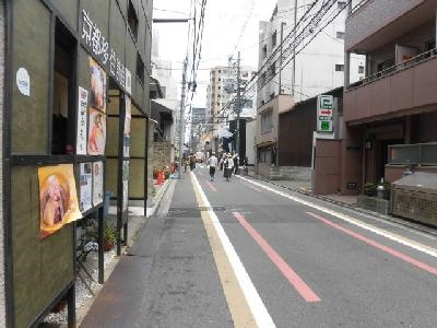 DearCourt四条烏丸(ディアコート四条烏丸）の周辺|前面道路