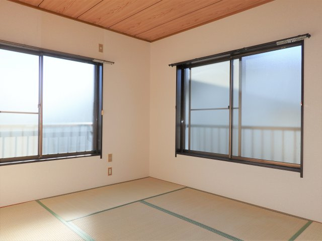 山田ハイツの和室