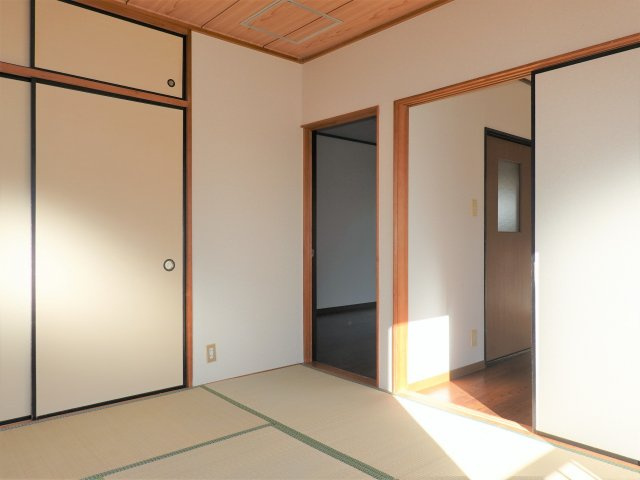 山田ハイツの和室