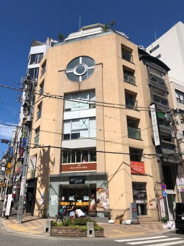 港区麻布十番２丁目の店舗事務所