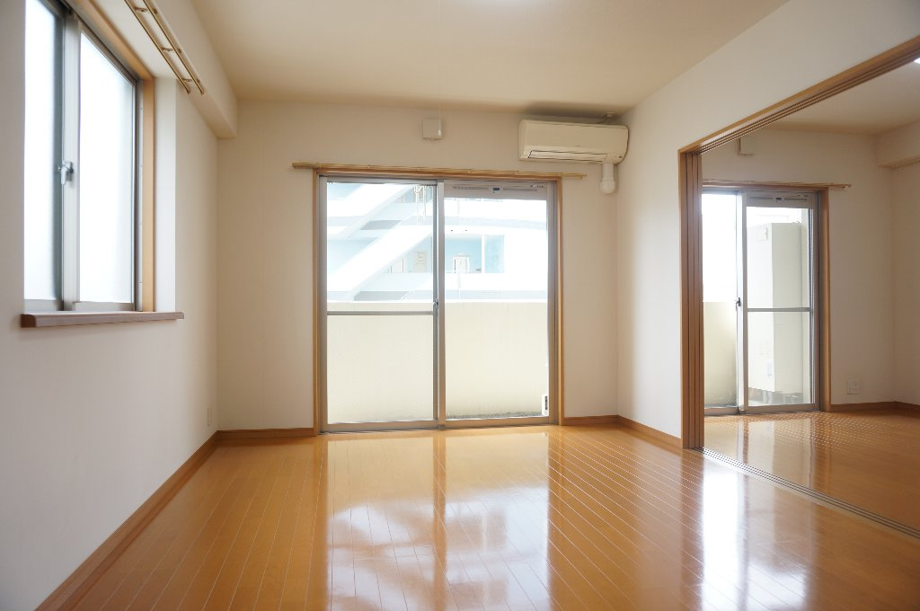 熊本市中央区水前寺３丁目の賃貸マンションの居間・リビング