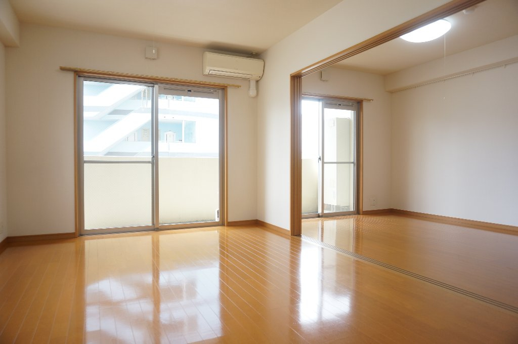 熊本市中央区水前寺３丁目の賃貸マンションの居間・リビング