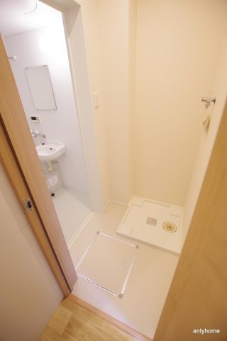 リヴァーHONJYO　仲介手数料無料の洗面所