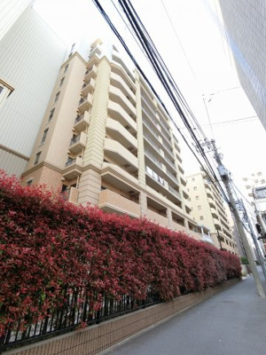 【外観】 | パークテラス横浜ベイ | 京急本線「戸部」駅徒歩6分、相鉄線「西横浜」駅徒歩8分
JR・私鉄各線「横浜」駅徒歩18分又はバス10分「浜松町」停歩1分。
