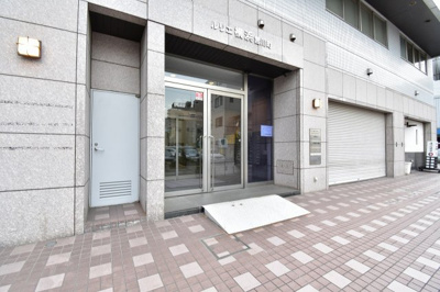 【エントランス】 | ルリエ横浜宮川町 | エントランス部分