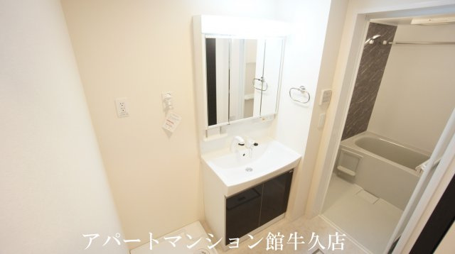 Divaの独立洗面台