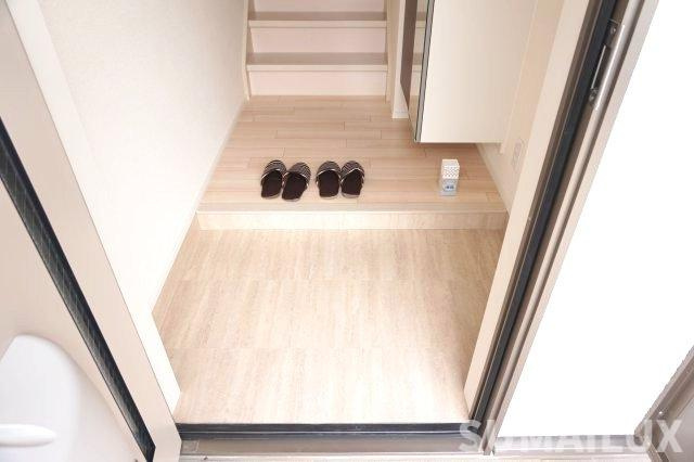 熊本市北区龍田７丁目のアパートの玄関