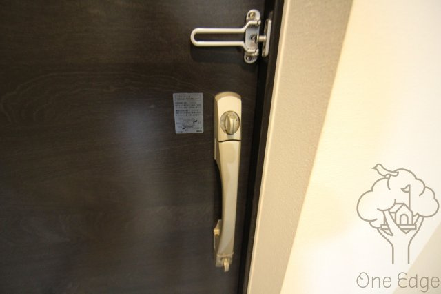 S-RESIDENCE新大阪WESTの玄関