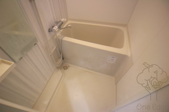 S-RESIDENCE新大阪WESTの浴室