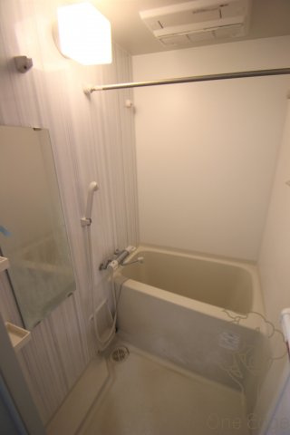 S-RESIDENCE新大阪WESTの浴室