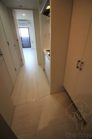 S-RESIDENCE新大阪WESTの玄関