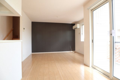 【居間・リビング】 | ドエルコート里吉Ｃ