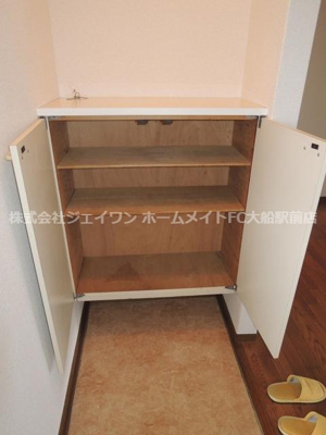 【玄関】 | ハイツ大久保