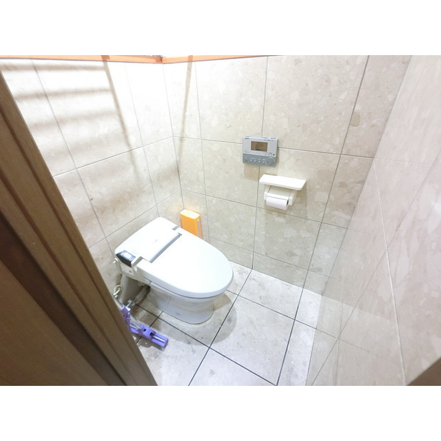 羽島市竹鼻町飯柄の店舗事務所のトイレ|男子トイレ