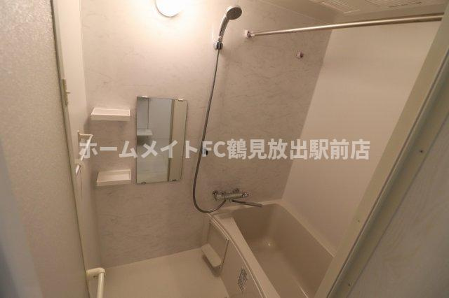 Steady稲田本町の浴室