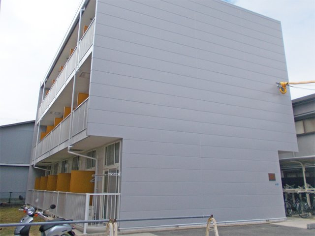 【外観】 | レオパレスルシェルブルー東大阪