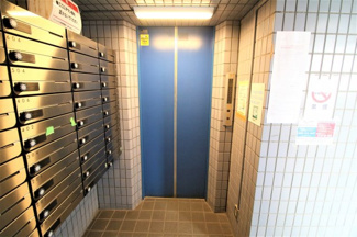 【その他共用部分】 | 日常生活にはかかせないエレベーター付き。