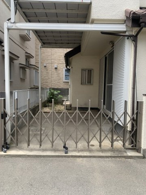 【駐車場】 | 南街5丁目貸家 | 軽自動車が停められる駐車場が御座います。