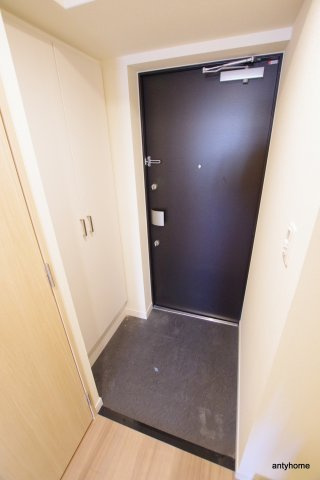 ララプレイス大阪福島プレッソ　仲介手数料無料の玄関