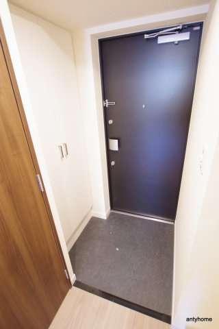 ララプレイス大阪福島プレッソ　仲介手数料無料の玄関