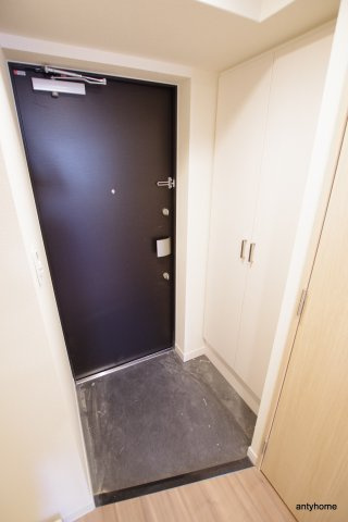 ララプレイス大阪福島プレッソ　仲介手数料無料の玄関