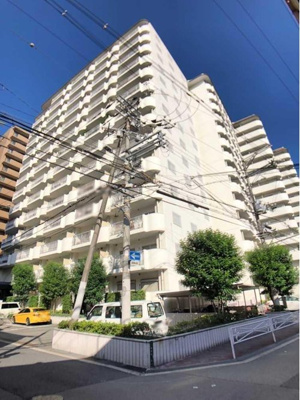 【外観】 | A棟 | 阪急神戸線「大阪・梅田駅」駅　徒歩5分
大阪メトロ谷町線「中崎町駅　　徒歩6分