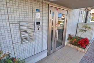 【エントランス】 | セクレール北本町B棟