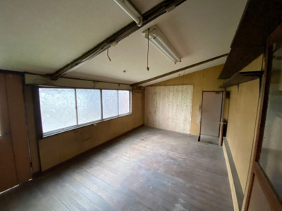 【内装】 | 保田川原城町店舗