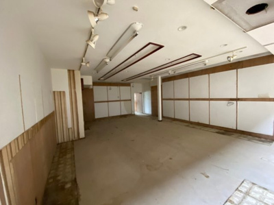 【内装】 | 保田川原城町店舗