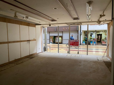 【内装】 | 保田川原城町店舗