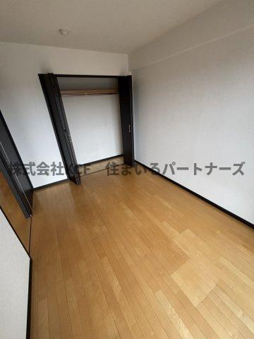 アーニスト国分の居間・リビング