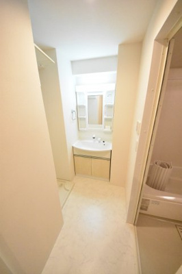 【洗面所】 | アルカディア