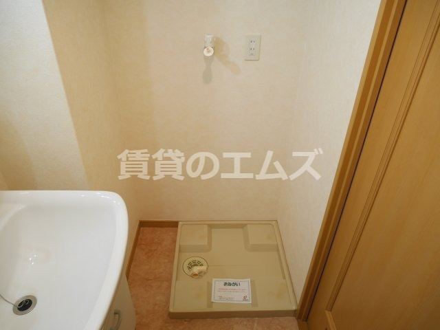 【設備】 | ＳＵＮＮＹ　ＳＩＤＥ　ＵＰ | ＳＵＮＮＹ　ＳＩＤＥ　ＵＰの室内洗濯機置き場
