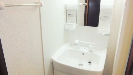 ヴィラセゾン船橋本町の洗面所|シャンプードレッサーあり！