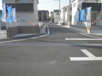 【前面道路含む現地写真】 | 前面道路含む現地写真です