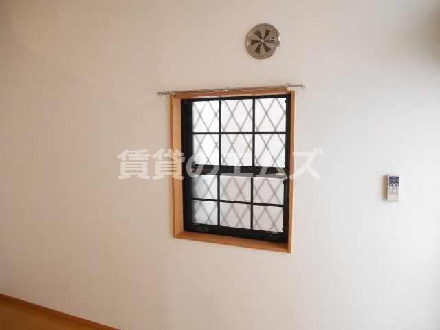 【内装】 | ＹｓＭＯＮＥ | Ｙｓ　ＭＯＮＥの窓