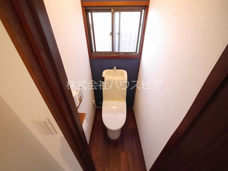 花山台貸家のトイレ