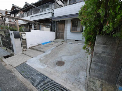 【駐車場】 | 花山台貸家 | 1台付き♪