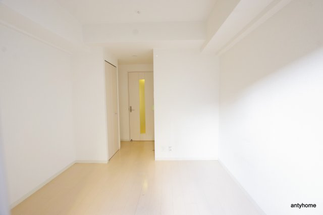 エステムコート新大阪9グランブライト　仲介手数料無料の居間・リビング