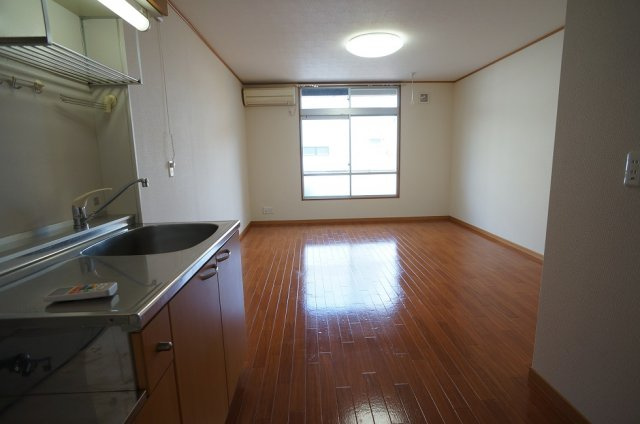 【居間・リビング】 | 万代リリーハイツ