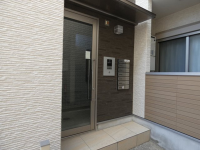 【エントランス】 | Bonnyvilla